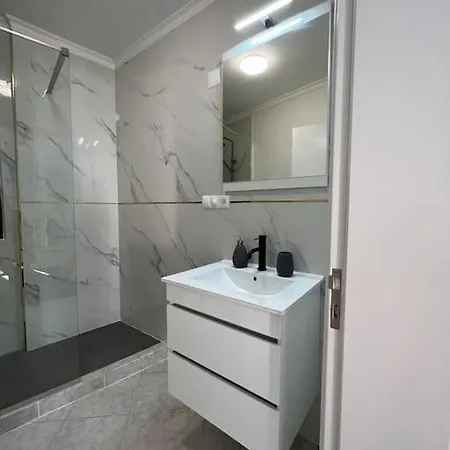 Apartment Por Do Sol Funchal (Madeira)